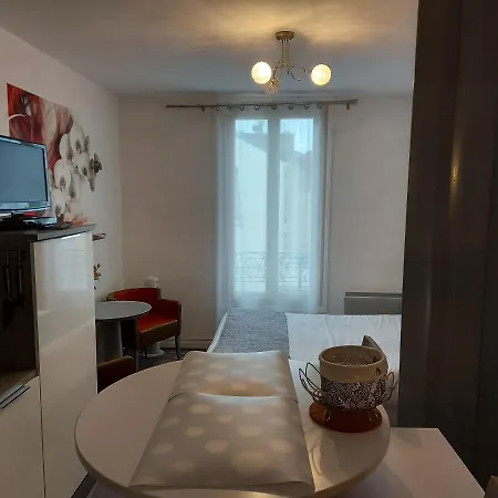 Apartment De Charme, Coeur De Vichy, Quartier Calme *