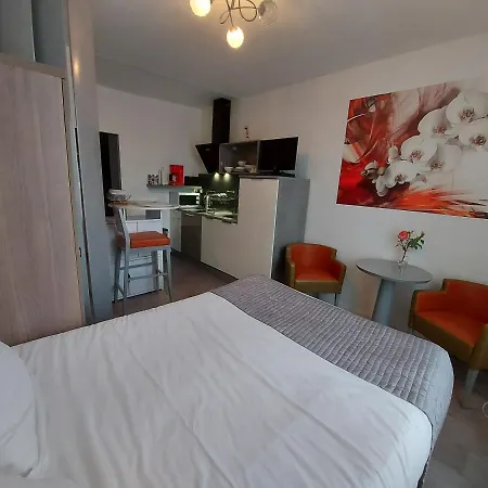 Apartment De Charme, Coeur De Vichy, Quartier Calme *
